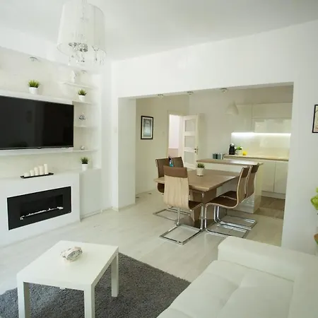 Apartment Adamovi Varna